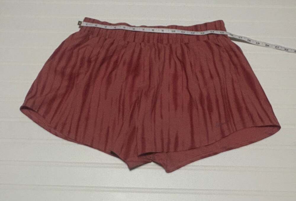 Nike Dri-FIT Athletic Shorts Women's Size Large - Picture 2 of 4